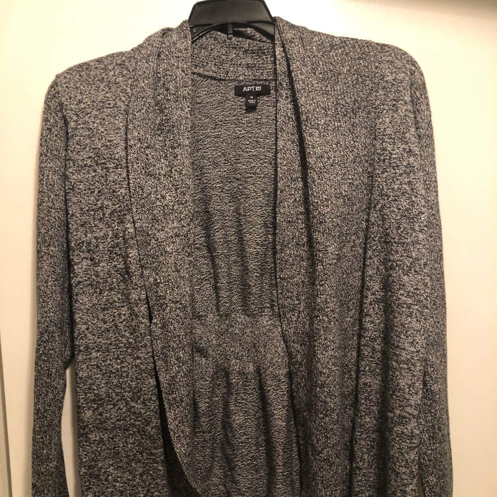 Gray/Black Long-sleeve Cardigan